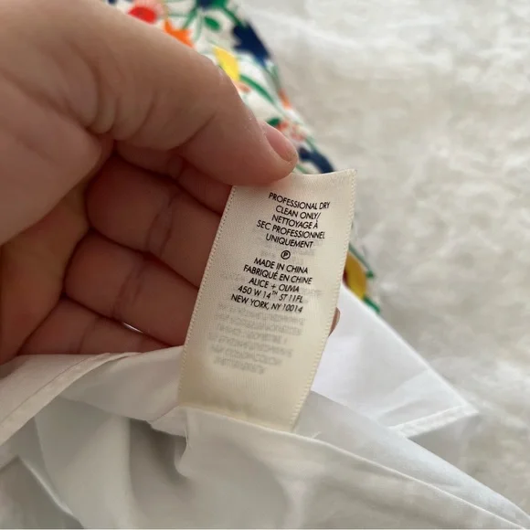 Alice + Olivia Nella Mini Dress in Bird Party - Picture 7 of 9